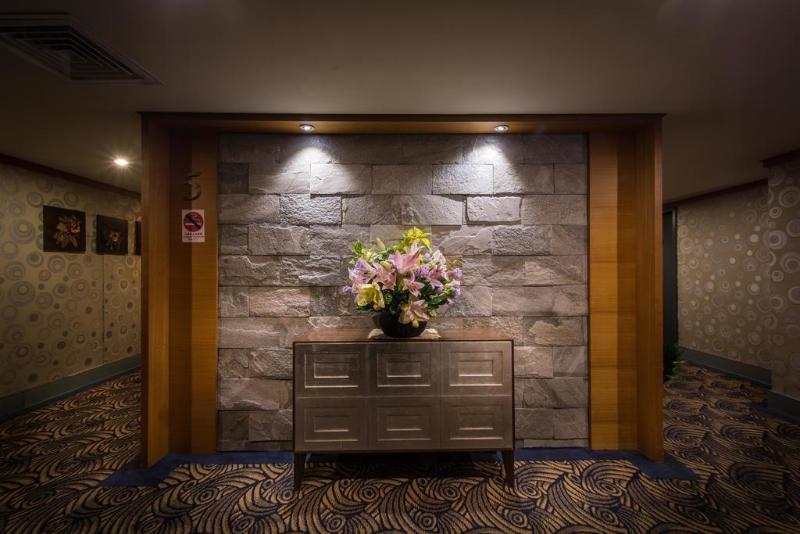 華麗大飯店ferrary Hotel Тайбэй Экстерьер фото